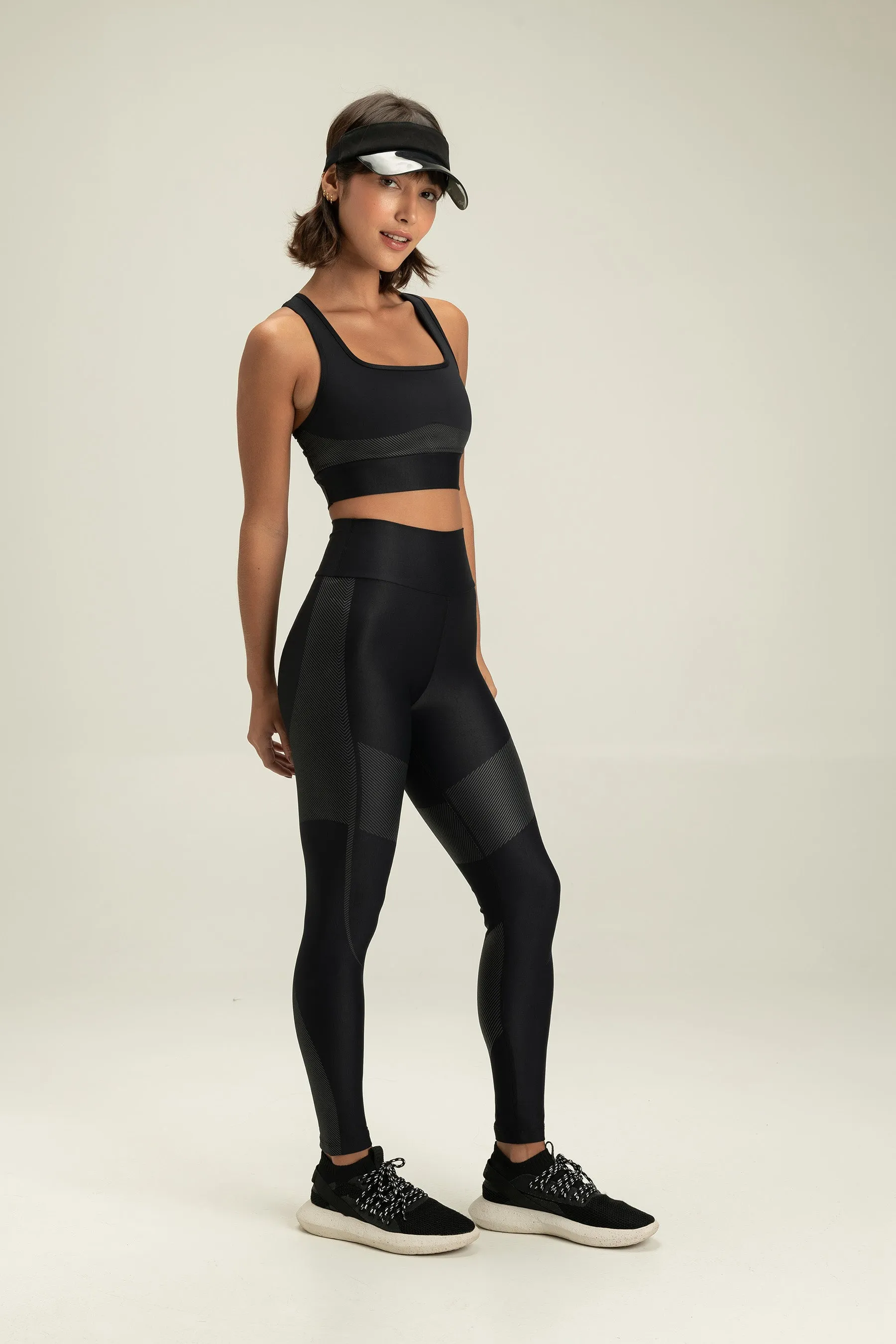 Allure® Mat Leggings