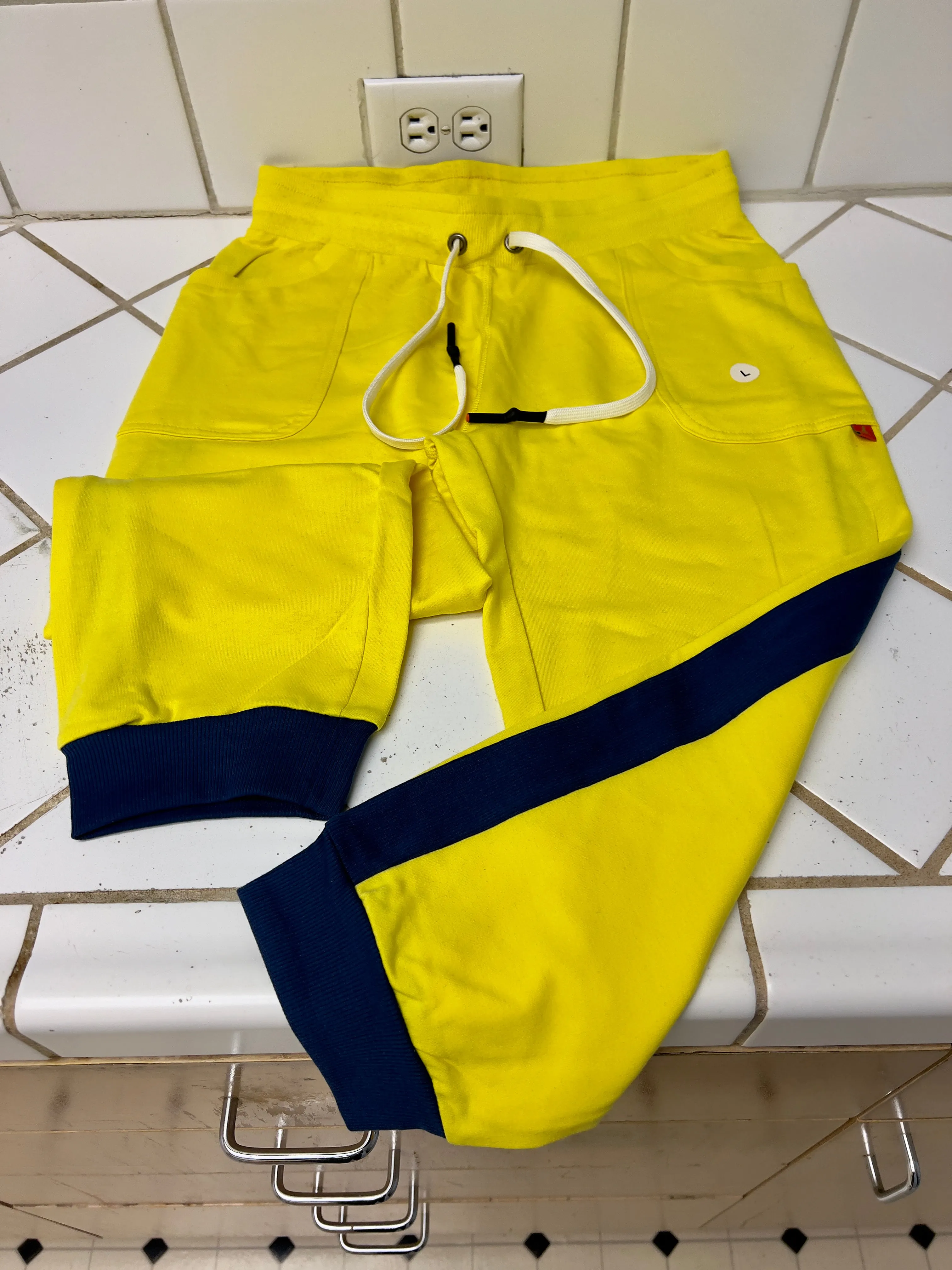 Cuffed Yoga Pants (Tropic Yellow w/ROYAL blue)