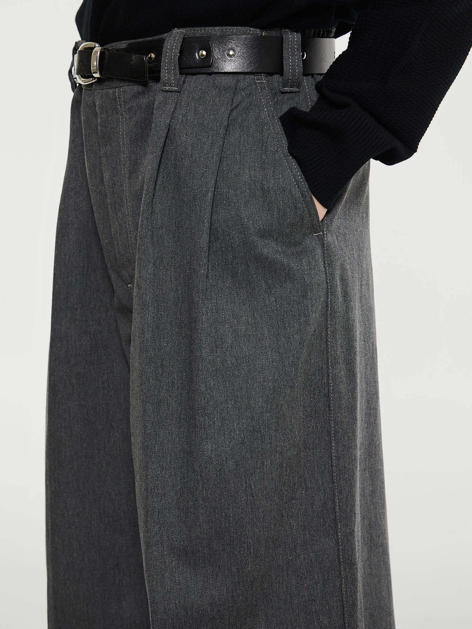 Pleated Trousers in Anthracite Melange