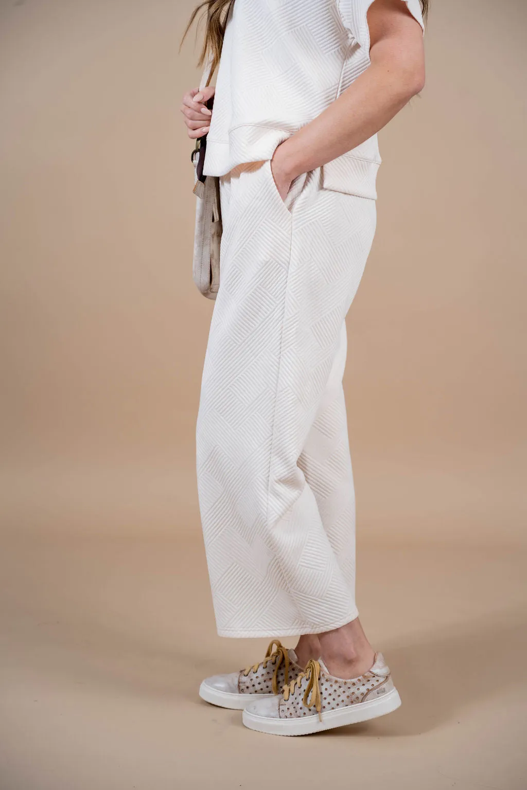 Raised Woven Relaxed Bottom Pants