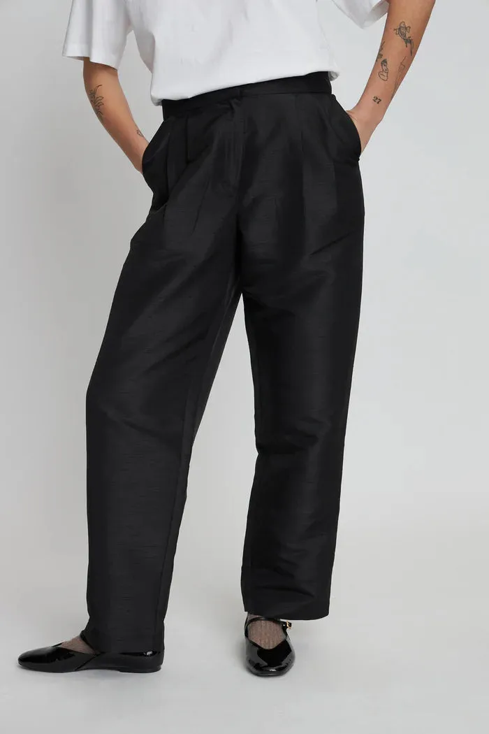 Stella Nova Crispy Pleated Black Trousers