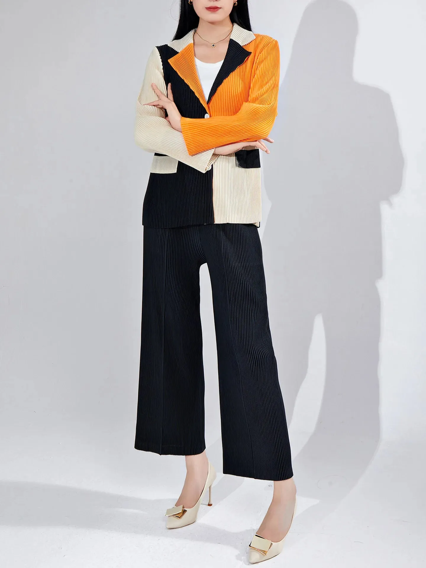 Women's 2-Piece Pleated Blazer & Trousers Set