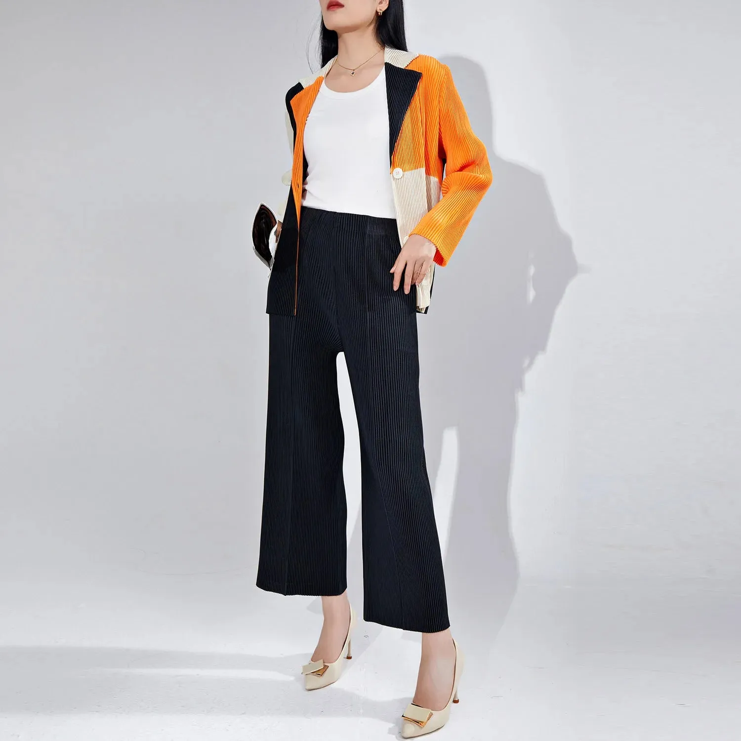 Women's 2-Piece Pleated Blazer & Trousers Set